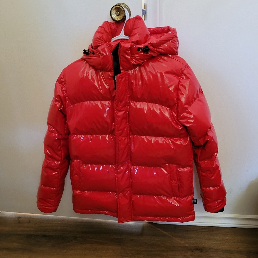 TNA SUPER PUFF LAQUAR WOMEN'S XS GLOSSY RED